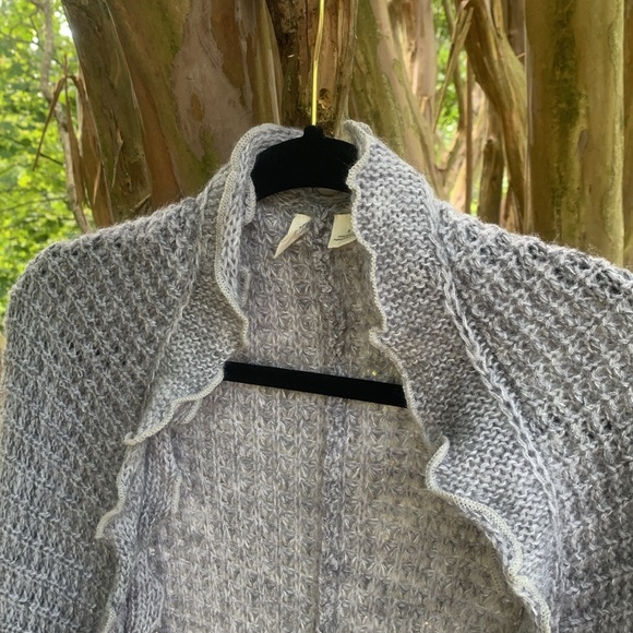 Anthropologie Moth Rocia Ruffle Trim Cardigan in Grey - Picture 6 of 12